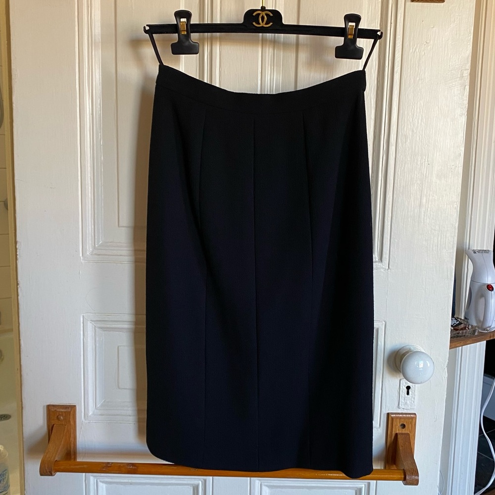 CHANEL Boutique Black Wool Crepe Pencil Skirt FR38 Small